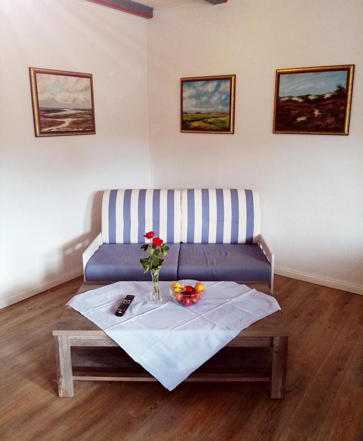 Inselhotel Kapitaen Tadsen / Amrum Nebel Dış mekan fotoğraf